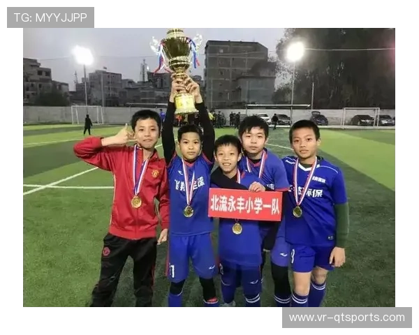 U12女子组竞争激烈，都江堰永丰小学女队五战四胜一平战绩稳定